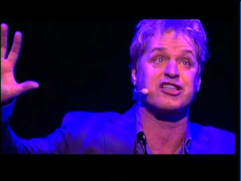 Musical to the Max - Tony Neef zingt 'Vroeger of Later' uit Spiderwoman