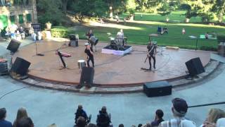 FOREIGN FIGURES - Outlier