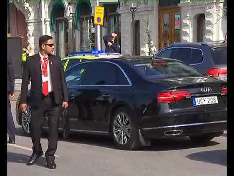 download lagu mp3 mp4 Indian Prime Minister Bodyguard, download lagu Indian Prime Minister Bodyguard gratis, unduh video klip Indian Prime Minister Bodyguard