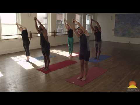 Anna Orbison, To the Moon and Back  I  UDAYA.com