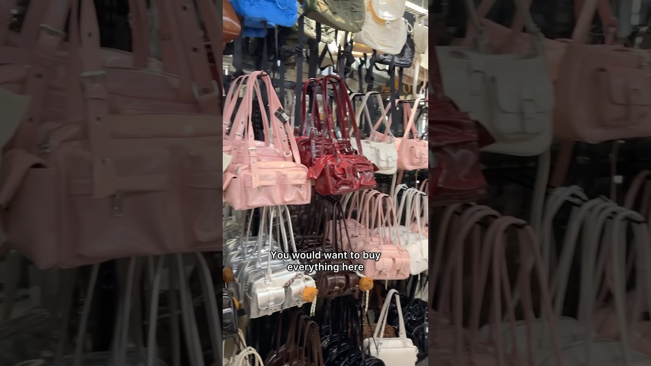 Real shopping gem🇰🇷 #seoul #koreashopping #lifeinkorea #koreavlog #foreignerinkorea