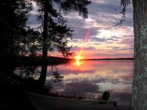 Tuire Salenius - Niin kaunis on maa