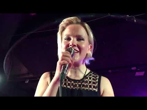 Saana Sassali & Aika VeliKultia, Takaisin paluu