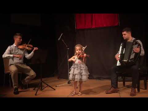 Damaris Neag Kalinca 5 years old