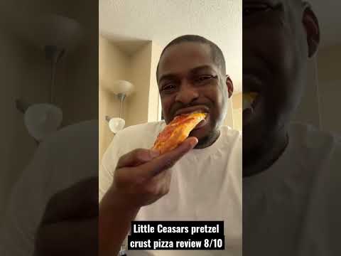 Little Ceasars Pretzel Crust Pepperoni Pizza Review 8/10 ! #littleceasars #food #foodreview #foodie
