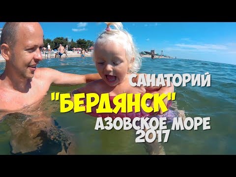 Болит шея справа ком в горле Выбил сустав на пальце руки