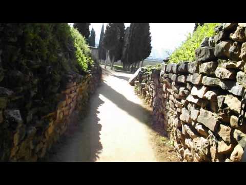 Exiting Dolmen de El Romeral - Dólmenes 