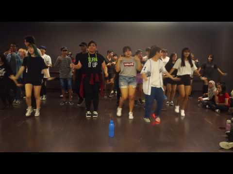 140417 || KPOP Dance Off Vol. 85 TWICE - Cheer Up