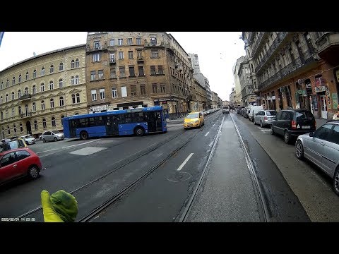 Elengedem a buszt - I let the bus go