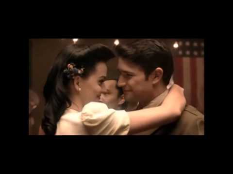 Katy Perry And Avril Lavigne MashUp