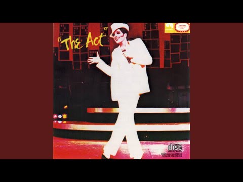 It's the Strangest Thing lyrics by Liza Minnelli