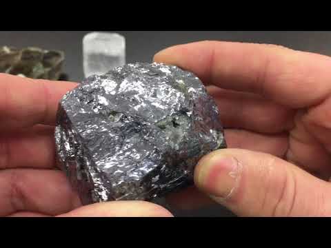 Mineral Identification...Cleavage vs. Fracture