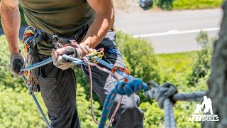Avoid this catastrophic abseiling error! How to join two ropes the right way!