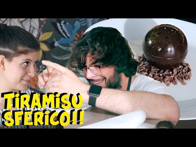 Video Pronunciation of pazzesco in Italian
