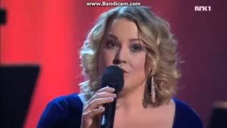 Kurt Nilsen - Gje me handa di venn (Feat Helene Bøksle) Nrk Christmas concert