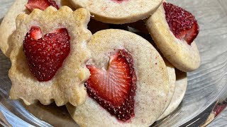 草莓季尾聲！新鮮草莓奶油餅乾Fresh strawberry butter cookies「親子幼兒烘培班開課啦！family time with kids」
