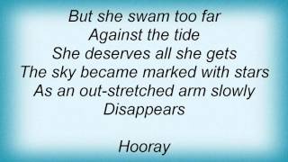 Morrissey - Lifeguard Sleeping, Girl Drowning Lyrics