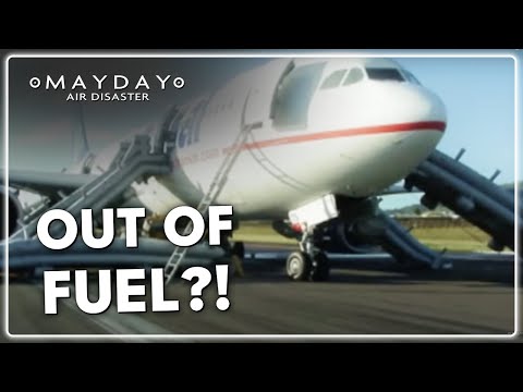Out of Fuel at 39,000 Feet! | Mayday Air Disaster