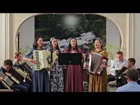 Surorile Diaconu și Amalia Cojocaru  - Trecut-au ani