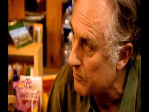 Richard Dawkins debates an imbecilic Muslim / Islamist