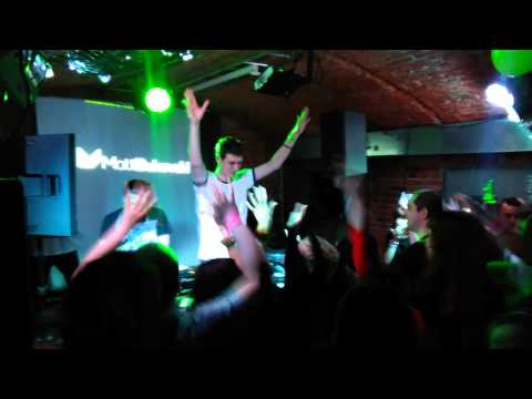 Essential Vibes Matt Bukovski Maj 2015 Warszawa