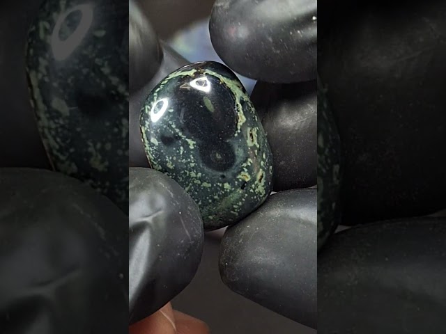 حجر جاسبر كمبابا خام طبيعي