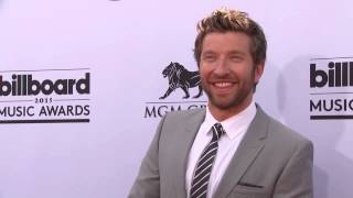 Brett Eldredge Red Carpet Fashion - BBMA 2015