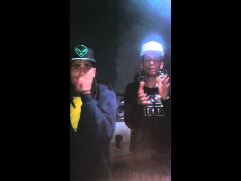 Mc 2k e mc fn medley no studio do mc bin laden