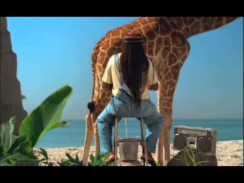 Skittles i dojenie żyrafy - skubnij tęczy (reklama)