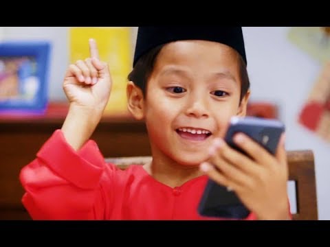 IKLAN RAYA BOOST 2018 | Adik Taknak Duit Raya?!