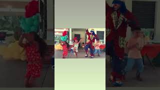 Payaso Pikorete Bailando Gangham Style Kissimmee Fl