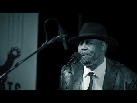 Play Video Youtube Video