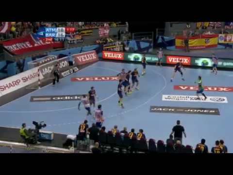 Goalkeeper Ivano Balic saves! BM Atletico Madrid - Barcelona 25-20 EHF Champions league (20.4.2013)