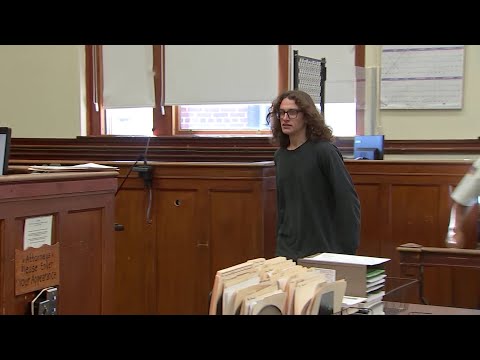 Man charged after 100 bikes seen riding on Boston highways, tunnels