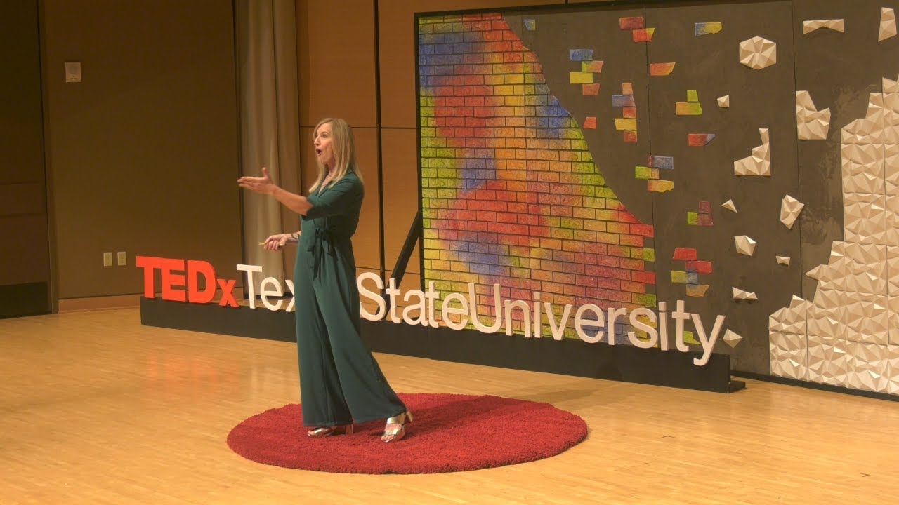 Christine Lynn Norton on stage