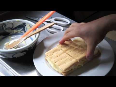 How to Make Tompoezen - Dutch custard dessert