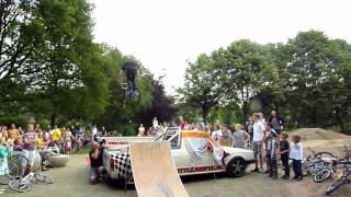 preview picture of video 'BMX Eersel - Fietscross - Fietsland.com/bmx - fietscrossbaan - Bart Bazelmans - Pim van den Bos'