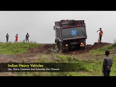 Tata 12 Wheeler Tipper Vs Ashok Leyland 12 Wheeler Tipper In the Same Place | Tata VS Ashok Leyland.