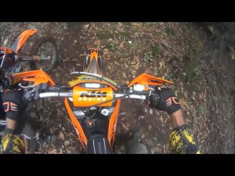 KTM 400 E-XC 4 STROKE VS KTM 300 E-XC 2 STROKE