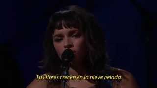 Norah Jones - She&#39;s 22 (live) (subtítulos español)
