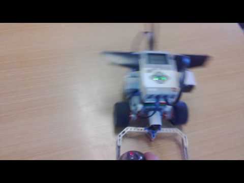 IRTrackerV1.0 in action - RoboCup Junior