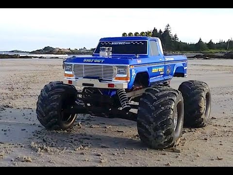 Traxxas BIGFOOT Monster Truck Review