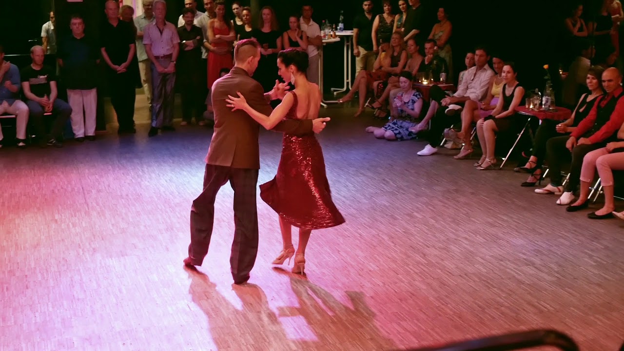 Michael Nadtochi und Paula Duarte bei Pan y Tango (4)