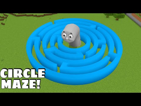 I found CIRCLE THOMAS MAZE LABYRINTH in Minecraft - Gameplay - Coffin Meme