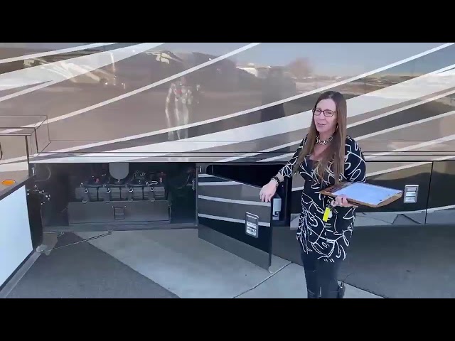 Preview image of 2018 Newmar Dutch Star 4327 Bunk Model youtube video