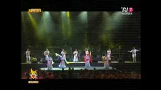 Arakne Mediterranea - Concertone Melpignano - Festival La Notte della Taranta 2011