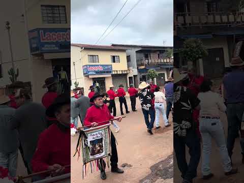 Folia dos Elias - Chegada - Petrolina de Goiás 