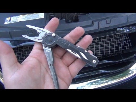 SOG SwitchPlier Multi-tool 2.0 Saves The Day (Busted Up Car)