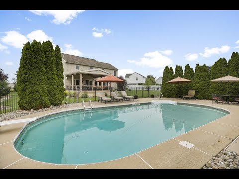 1470 Greenleaf Dr N, Warrington, PA 18976