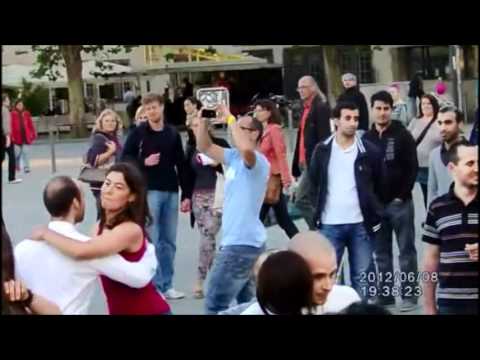 Forró Flash Mob part 1 on Forró de Domingo Festival 2012 at Stuttgart Castle Square Schloßplatz